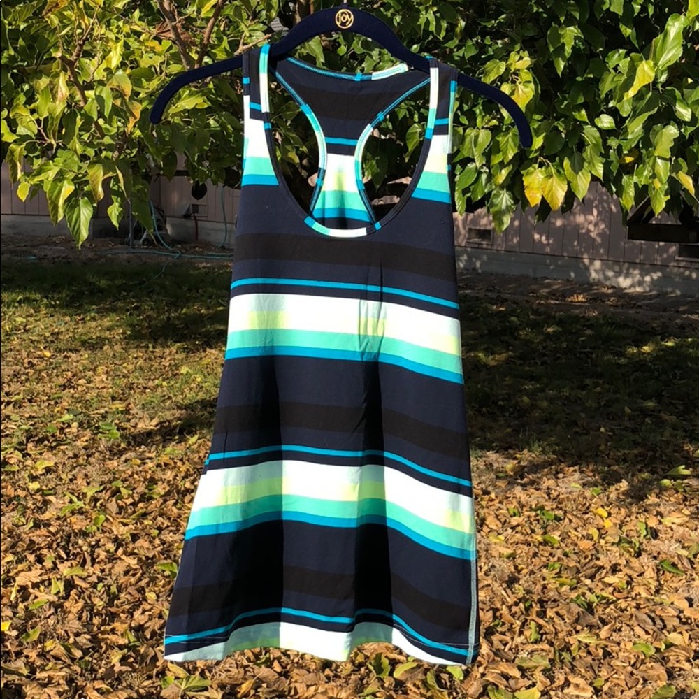 Lululemon CRB, size 8